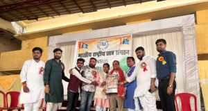 महामाया कॉलेज रतनपुर के छात्र छात्राओं का विदाई एवं होली स्नेह समारोह एनएसयूआई द्वारा किया गया संपन्न