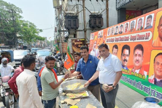 जब सराफा अध्यक्ष कमल सोनी बने ‘झालमुड़ी वाले’: बंगाल में भाजपा की जीत पर शहर में दिखा जश्न का अलग रंग