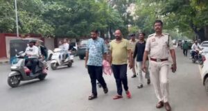 *जो कल तक दिखाता था रौब, पुलिस की दबिश पड़ते ही निकली हेकड़ी; बंधक बनाकर मारपीट और लूटकांड में दो गिरफ्तार*