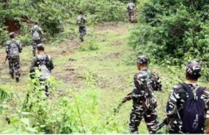 माओवादियों की खतरनाक तैयारी बेनकाब; जंगल से निकले बम, ग्रेनेड और राइफलें… खुफिया सूचना पर ताबड़तोड़ छापा