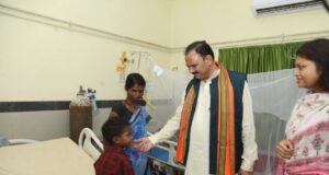 स्वास्थ्य मंत्री श्री जायसवाल ने कांकेर जिला अस्पताल सहित विभिन्न स्वास्थ्य केन्द्रों का निरीक्षण