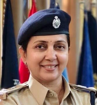 छत्तीसगढ़ में 24 IPS अधिकारियों के तबादले, 12 जिलों के SP भी बदले, भावना पांडेय बनीं धमतरी एसपी