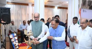 राज्यपाल श्री रमेन डेका और मुख्यमंत्री श्री विष्णु देव साय की उपस्थिति में लोक भवन से ‘नशा मुक्त युवा विकसित भारत संकल्प अभियान’ का शुभारंभ