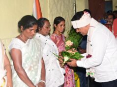 झीरम पहुंच उप मुख्यमंत्री श्री विजय शर्मा ने शहीदों को दी श्रद्धांजलि