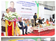 विधानसभा अध्यक्ष डॉ. रमन सिंह और उप मुख्यमंत्री अरुण साव ने 25वीं छत्तीसगढ़ स्टेट जूनियर रैंकिंग बैडमिंटन टूर्नामेंट का किया शुभारंभ