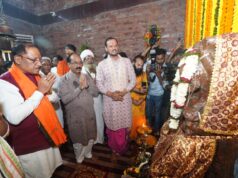 मुख्यमंत्री विष्णु देव साय ने मदकूद्वीप के प्राचीन मंदिरों में की पूजा-अर्चना