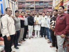 सोशल मीडिया प्रचारक कोमल देवांगन का जन्मदिन हर्षोल्लास के साथ मनाया गया समाजजनों ने केक काटकर दी बधाई, पत्रकारिता एवं सोशल मीडिया के क्षेत्र में किए जा रहे कार्यों की सराहना