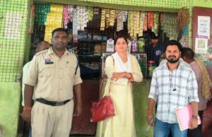 जिला अस्पताल के आसपास चला तंबाकू नियंत्रण अभियान