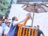 गांधी जयंती पर प्रभारी मंत्री रामविचार नेताम ने मनेंद्रगढ़ में महात्मा गांधी और लाल बहादुर शास्त्री को किया नमन