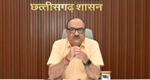 शासकीय योजनाओं के क्रियान्वयन और निर्माण कार्यों में तेजी लाई जाए : मुख्य सचिव श्री विकासशील